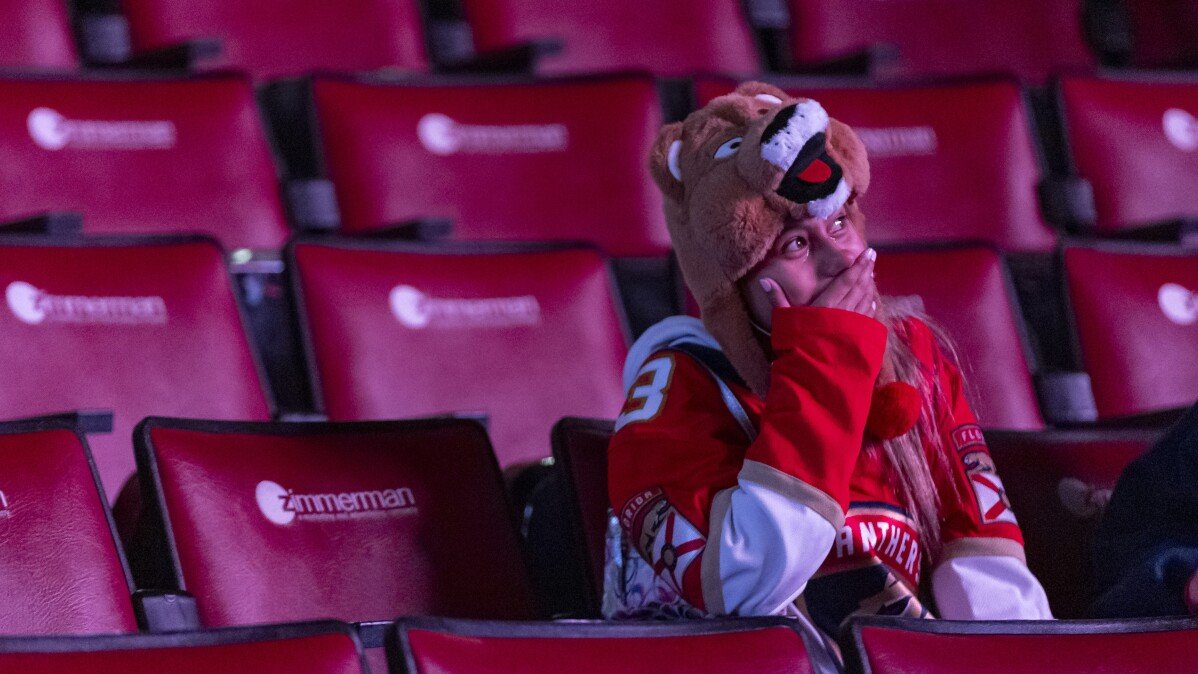 Panthères face à la tâche de se regrouper pour un match 7, avec l'histoire et la Coupe Stanley en jeu